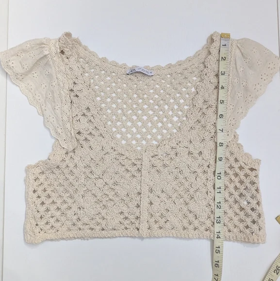 Zara Woman Ivory Cream Crochet Crop Top Bralette Cap Flutter Sleeve Summer M - Picture 5 of 9